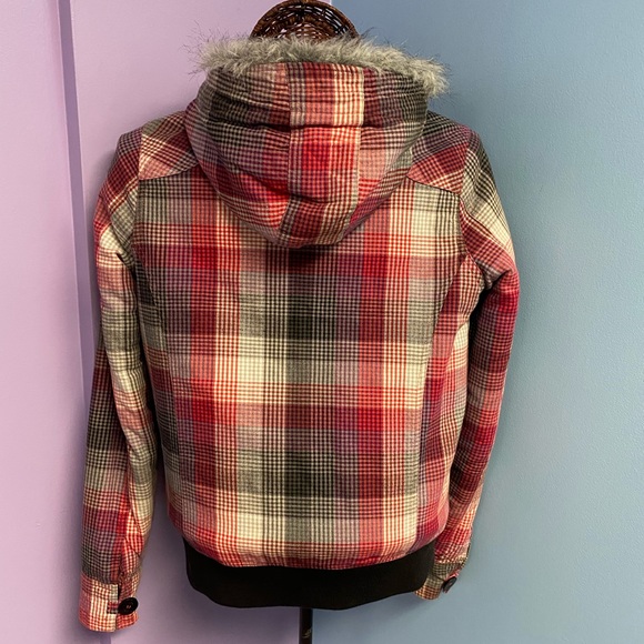 Awesome VANS Plaid Women’s Winter Jacket - Picture 5 of 8
